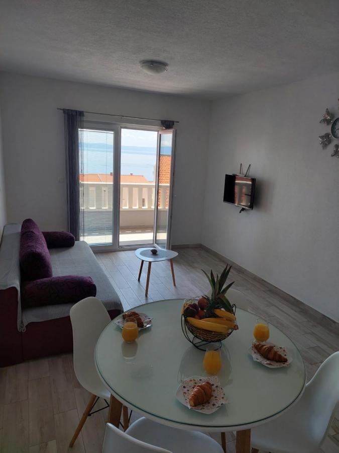 Apartments Villa Nova With Pool Makarska Exterior foto